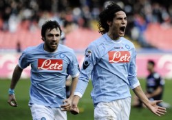 Chelsea prepara oferta por Cavani