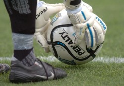 Hay f�tbol: funcionarios y AUF acordaron