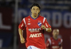 Para mejorar, precisa que el diez entienda el juego