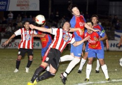 Colonia volvi� a sus pagos con un punto y algo m�s