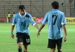 Ecuador dej� sin invicto a Uruguay