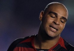 Adriano jugar en el Corinthians
