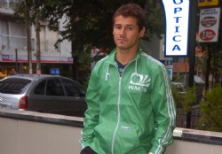 "Espero volver a vestir la camiseta violeta, es mi sueo"