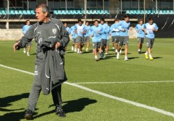 El maestro sabe que tiene m�s alumnos