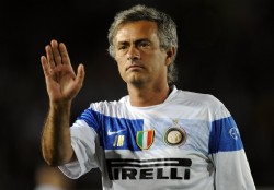 Moratti neg� contactos con Mourinho