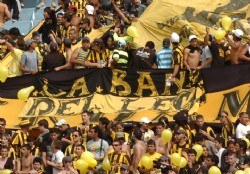 Van ms de 25 mil