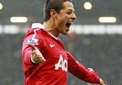 Barcelona desconf�a de �Chicharito�