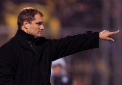 "A partir de la solidez defensiva logramos el triunfo"