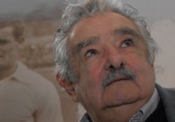 Mujica cen� con el plantel