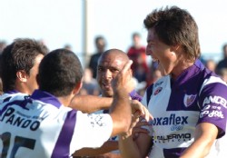 F�nix quiere clasificar a la Sudamericana