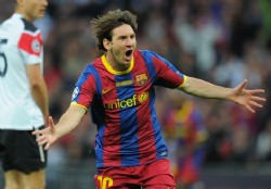 Neymar se rindi� a los pies de Messi