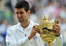 Djokovic gana su primer t�tulo de Wimbledon