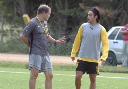 Esta tarde Pe�arol le abre las puertas a la nueva temporada