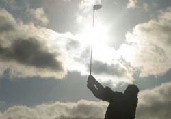 Sali� el sol y se ilumin� Clarke