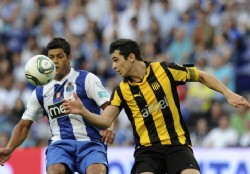 Pe�arol empat� con el Cesena italiano