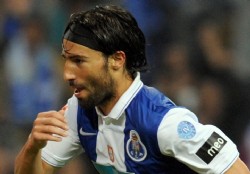 En Argentina colocan a Far�as en Nacional