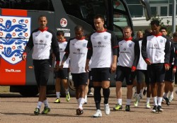 Los internacionales ingleses piden calma