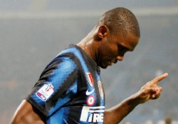 Pase de Eto�o al Anzhi a punto de naufragar