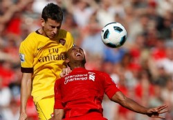 Arsenal y Liverpool suben las apuestas en la Premier