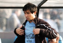 Tab�rez reserv� a Ram�rez, Fucile y "Seba" Fern�ndez