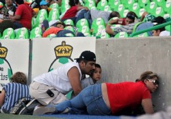 Suspenden partido por balacera