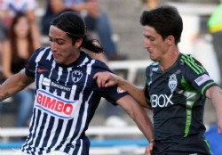 El "Flaco" le dio el triunfo al Seattle