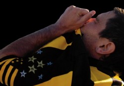 Ma�ana sale "Simplemente Tony", la biograf�a de Pacheco
