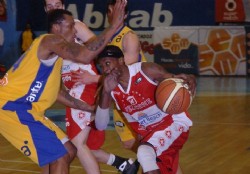 Hebraica no pierde el tren