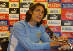 Cavani quiere estar, pero lo decide Tab�rez