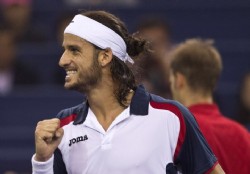 Lpez veng a Nadal y est en semis