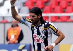 Gol 50 del "Loco" para victoria clave