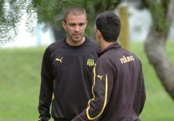 Valdez volvi� a trabajar con el resto
