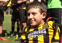 Pe�arol llenar� hoy el carn� n�mero 50.000