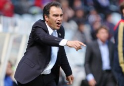 Cúper se fue del Racing y suena Lasarte