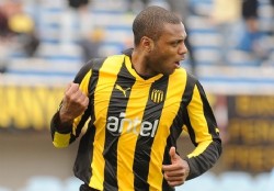 Dicen que Zalayeta puede ir al Sporting Cristal