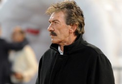 Al final, La Volpe no cumpli� su amenaza