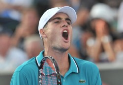 John Isner no se cansa de jugar