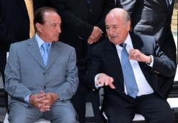 Blatter busca evitar injerencia pol�tica