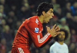 Volvi� Su�rez y vibr� Anfield