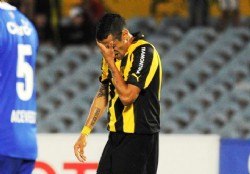 Pe�arol afuera y... lejos