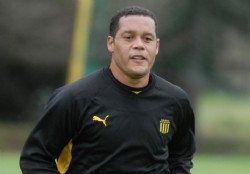 "Autocr�tica no, debe ser para el final"