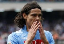 El Chelsea abre negociaciones por Cavani