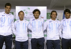 Espa�a y Argentina, favoritas en los cuartos