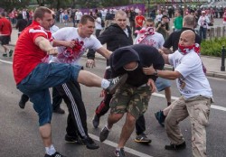 En Varsovia ardi� Troya