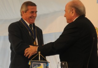 Todo el m�rito para el maestro