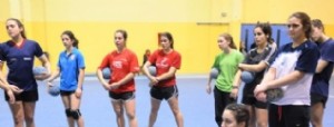 Las juveniles buscan fondos