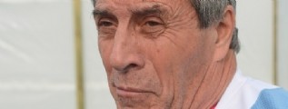 "Ning�n rival es f�cil ni est� fuera del alcance nuestro"