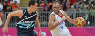 Parker gan� un partido aparte
