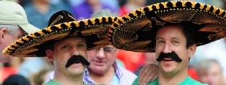 Una fiesta, dos ritmos y, al  final, �mariachis!