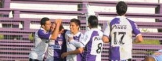 F�nix se trep� a los escoltas